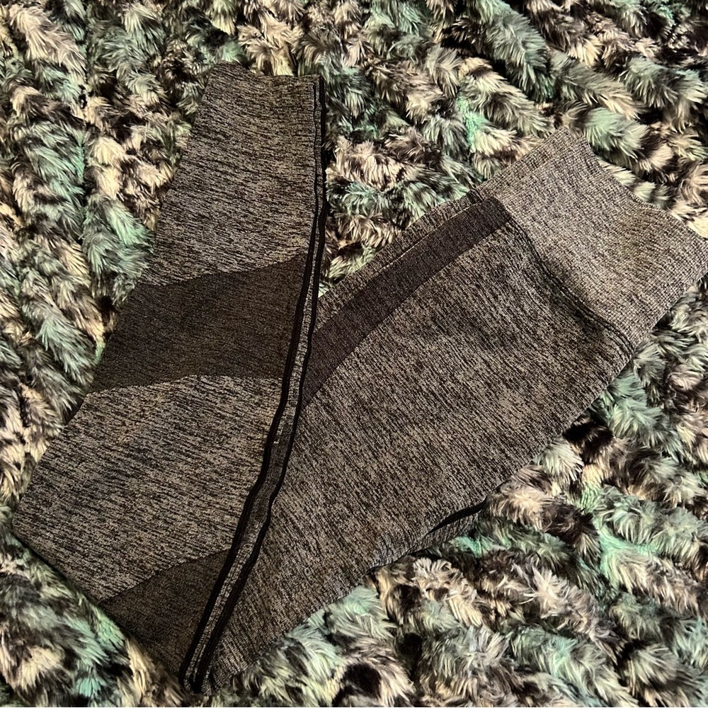 PINK seamless gray leggings